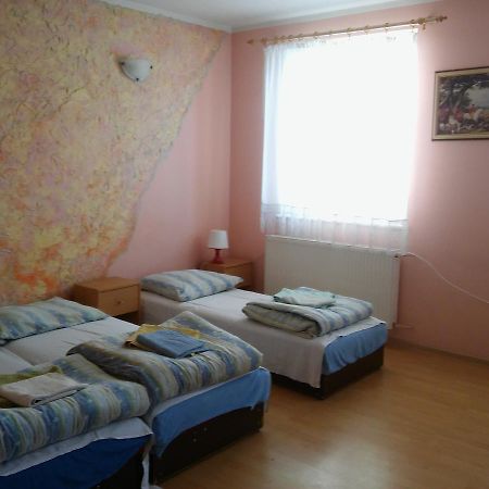 Motel Araratコウォブジェク エクステリア 写真
